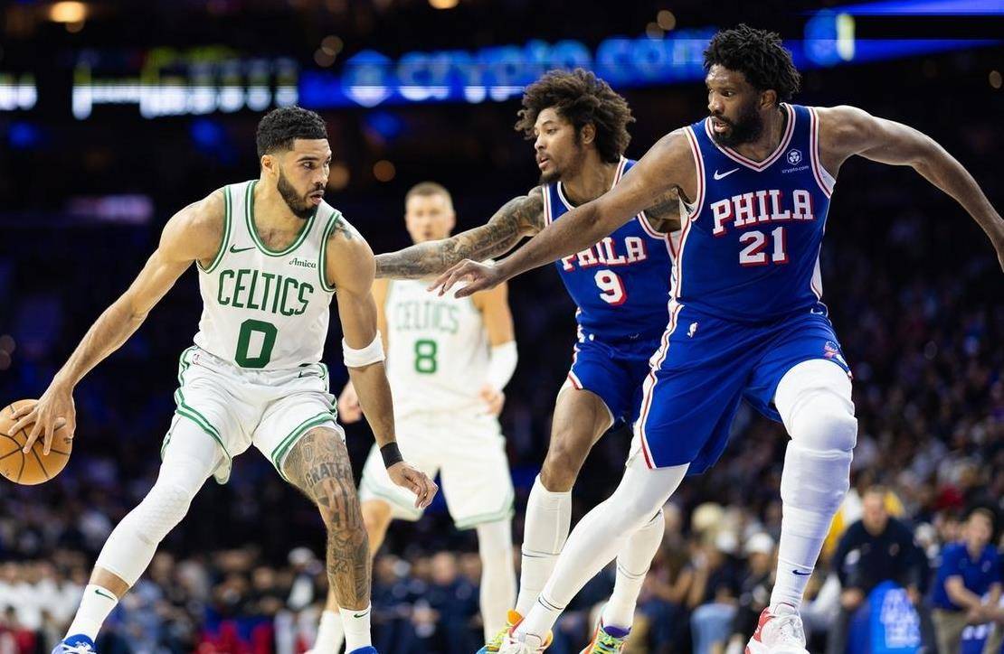 开云体育app下载-76人球星三分绝杀，全场观众热烈欢呼，用户功能.-开云体育app下载